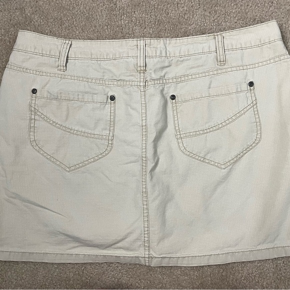 Faded Glory Beige Skort - Picture 5 of 7